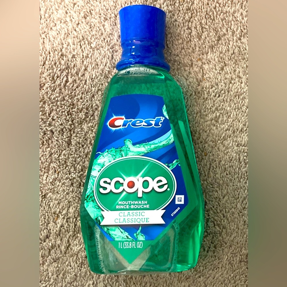 CREST SCOPE MOUTH WASH CLASSIC Mint Flavor (1L) 33.8 OZ Free Shipping